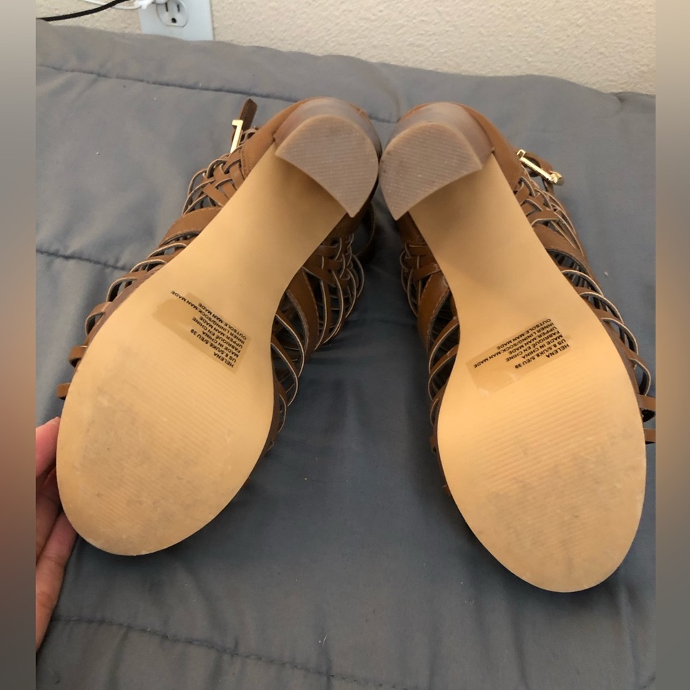 Gladiator medium brown heels - Picture 3 of 3